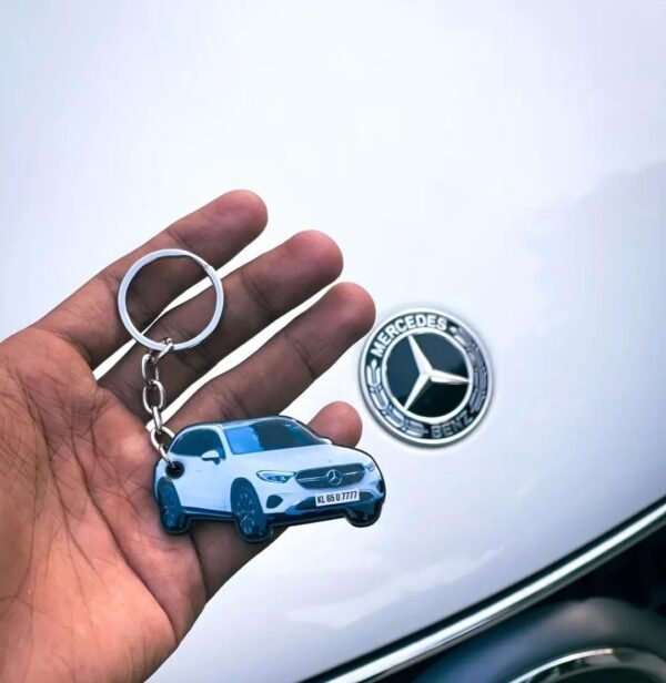 Customized Bike / Car/ Scooty / Jeep Any Model Vhichle 3D Keychain With Add Your Name/ Number